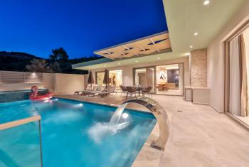 Villa Nova Deluxe