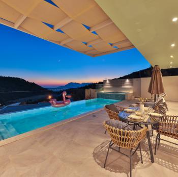 Villa Nova Deluxe