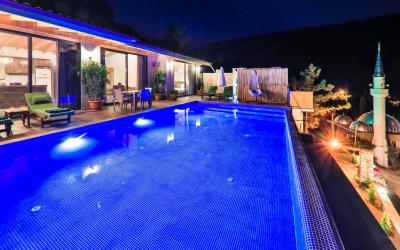 Villa Aşil, Kapalı Havuzlu Tatil Villası 