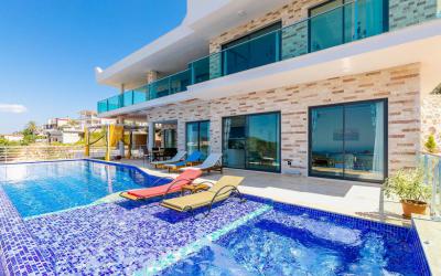 Villa Şato, 8 Kişilik Tatil Villası