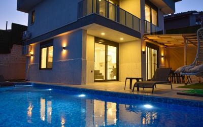 Villa Green Sea 2, Jakuzzi Villa With Near The Sea