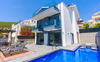 Villa Laoda, Deniz Manzaralı Villa