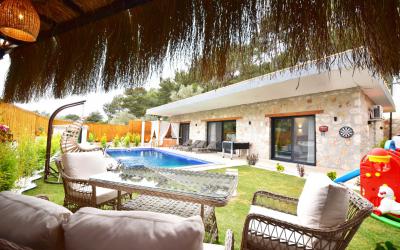 Villa Aşkı Ala, Jakuzili Tatil Villası