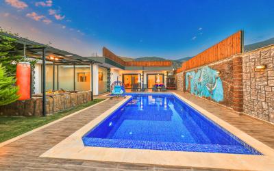 Villa Şeftali, Kapalı Isıtmalı Havuzlu Tatil Villası
