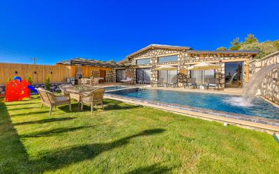 Villa Yıldız, Stone Architecture Villa With Sauna