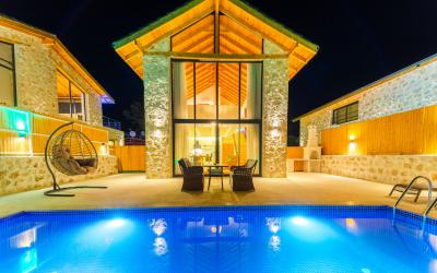 Villa Vega Bezirgan, Rental Villa With Jakuzzi