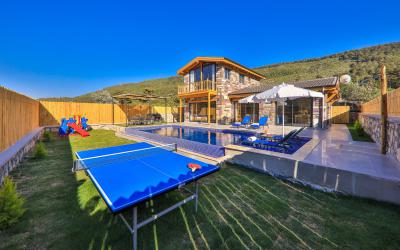 Villa Ladin, Doğa Manzaralı Tatil Villası