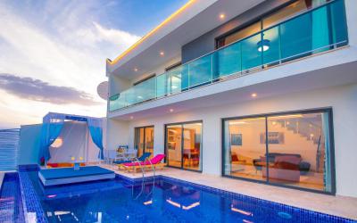 Villa Etiler, Well Decorated Villa With Amazing Seaview