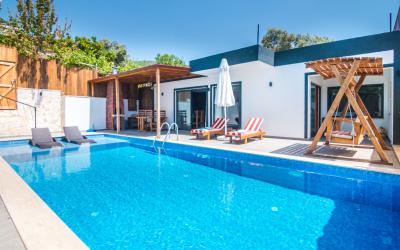 Villa Yaprak, Secluded Rental Villa With Jakuzzi