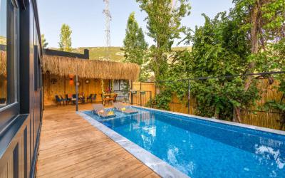 Villa Honey, Honeymoon Villa With Nature View