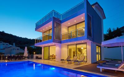 Villa Hope Deniz Manzaralı Çocuk Havuzlu Tatil Villası