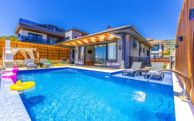 Villa Asya Demre, Geniş Bahçeli Saunalı Kiralık Villa