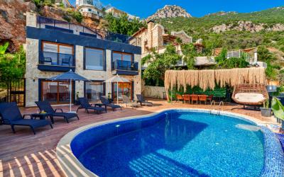 Villa Elit, Amazing Seaview Villa With Large Family