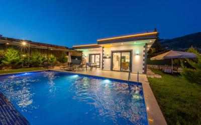 Villa İron, Jakuzili Tatil Villası