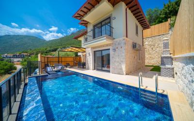 Villa Sülsar 2 - Kaş Çukurbağ'da 6 Kişilik Jakuzili Korunaklı Villa