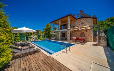 Villa Güneş Kaş - 6 Kişilik, Doğa İçinde Villa Kiralama