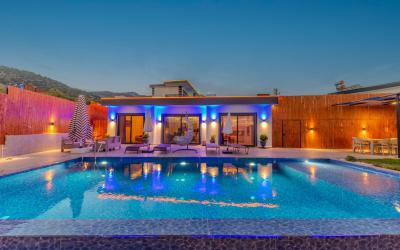 Villa İnziva Çavdır, Jakuzili Tatil Villası