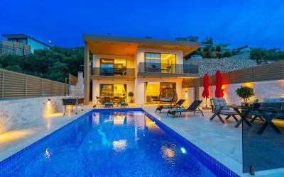 Villa Eser, Luxury Villa With Family