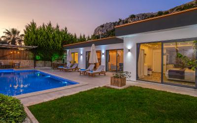 Villa Neco, Nature View Villa With Garden