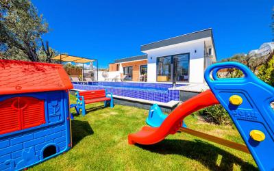 Villa Görkem, Secluded Rental Villa With Jakuzzi