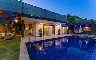 Villa Emek Well Decorated Villa With Jakuzzi