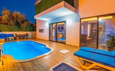 Villa Edis, Jakuzili Tatil Villası