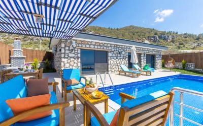 Villa Günbatımı Aklar, Stone Architecture Villa With Jakuzzi