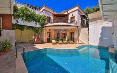 Villa Maral, Family Villa With Jakuzzi