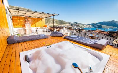 Apart Suit Benli Deniz Manzaralı Denize Yakın Suit Apart