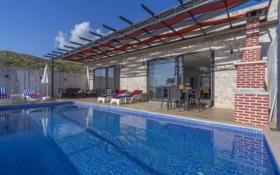 Villa Nesta | Isıtmalı Havuzlu, Sinema Salonlu & 2 Odalı Ultra Lüks Villa