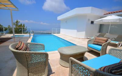 Villa Sydney, Large Family Villa With Amazing Seaview