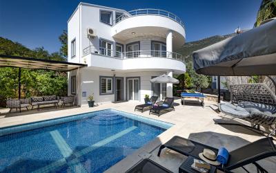 Villa Zafira, Amazing Seaview Villa With Large Family