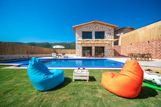 Economical Villas and Affordable Prices