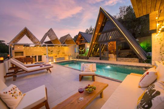 2026 Bungalow Rentals