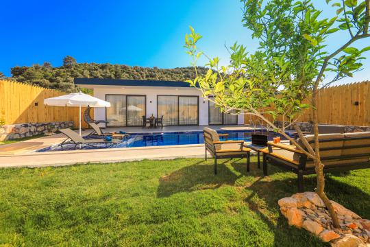 Villas Close to the Sea, Close to the Center